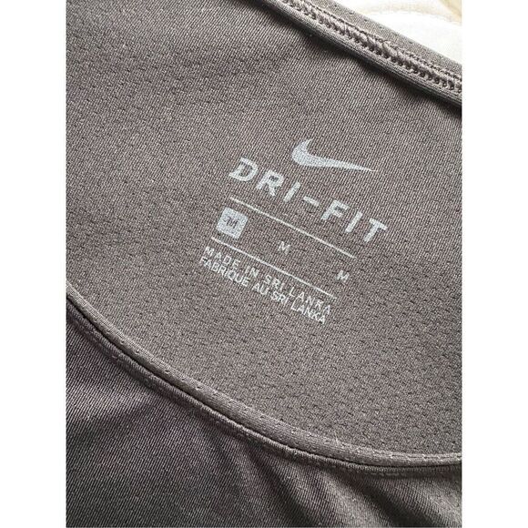 Nike black DriFit short sleeve tee - M - Picture 4 of 7